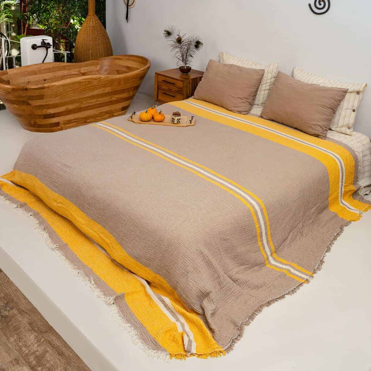 Manta Muselina DREAMY RIKKA tamaño Queen -Beige Dorado - Imagen 3