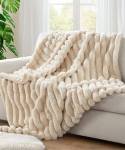 Manta de Piel Sintética Suave y Esponjosa de Hyde Lane -