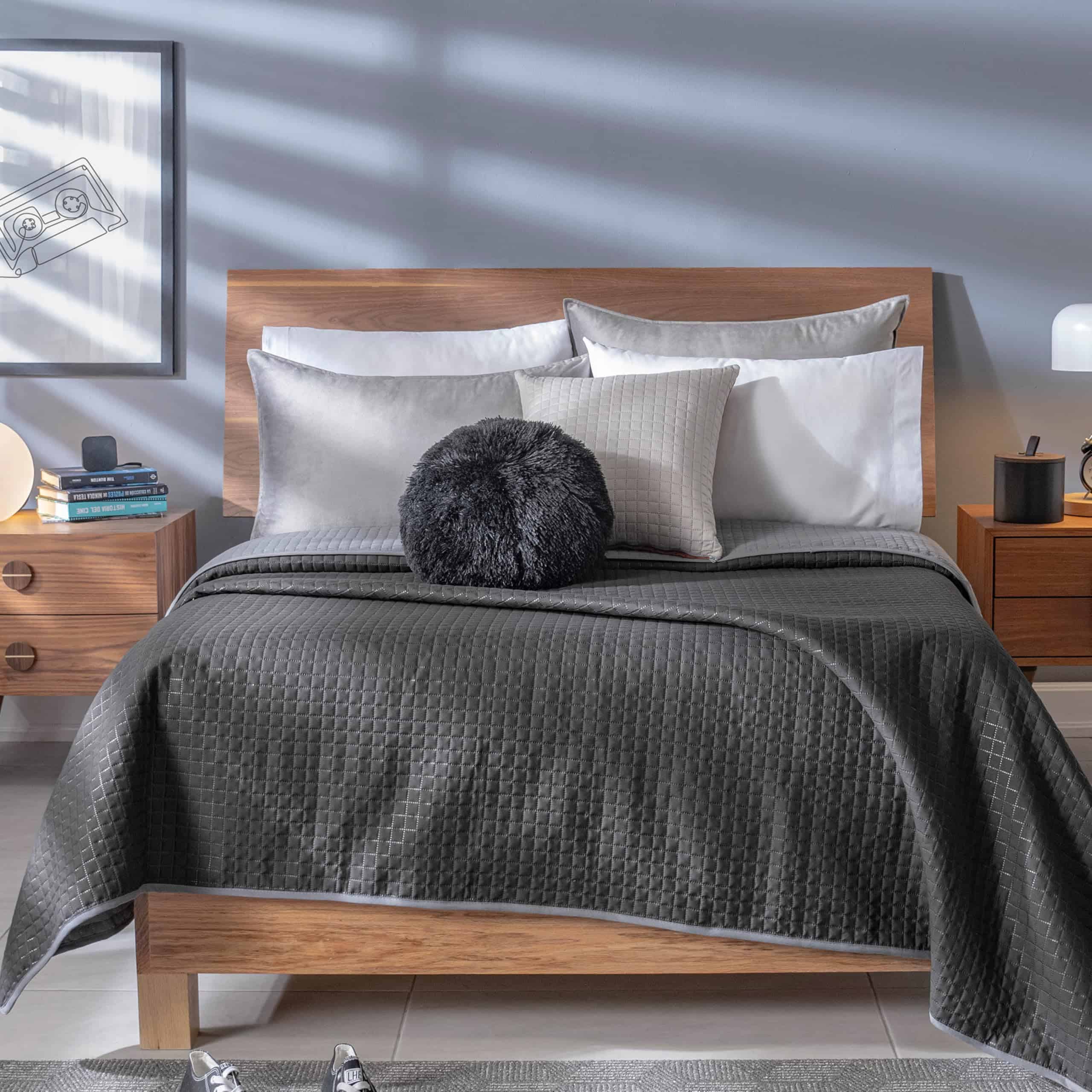 Edredón Queen Vianney, Novo en Pewter, Colcha Reversible