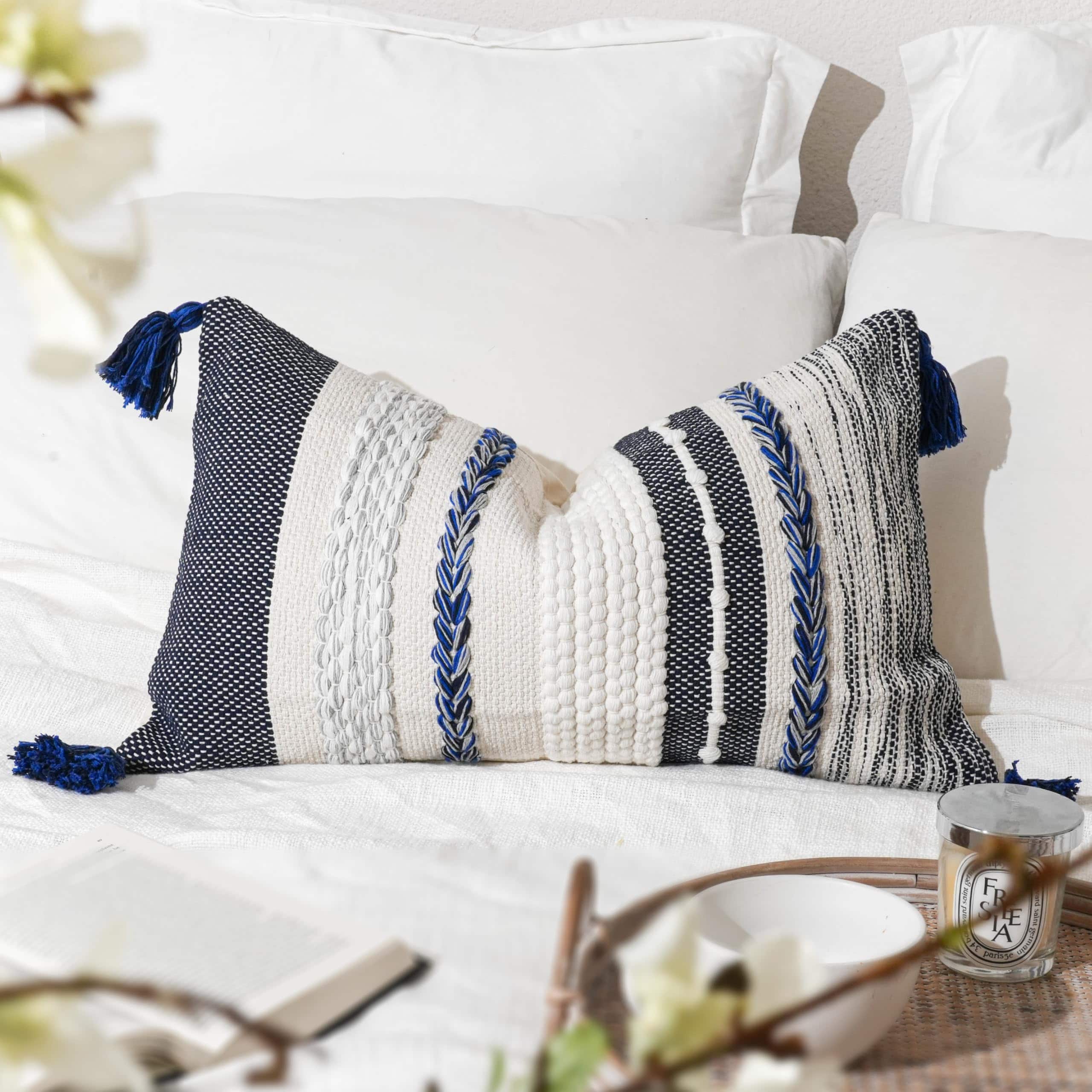 Funda de Almohada Decorativa Lumbar BlissBlush 14x24 Estilo