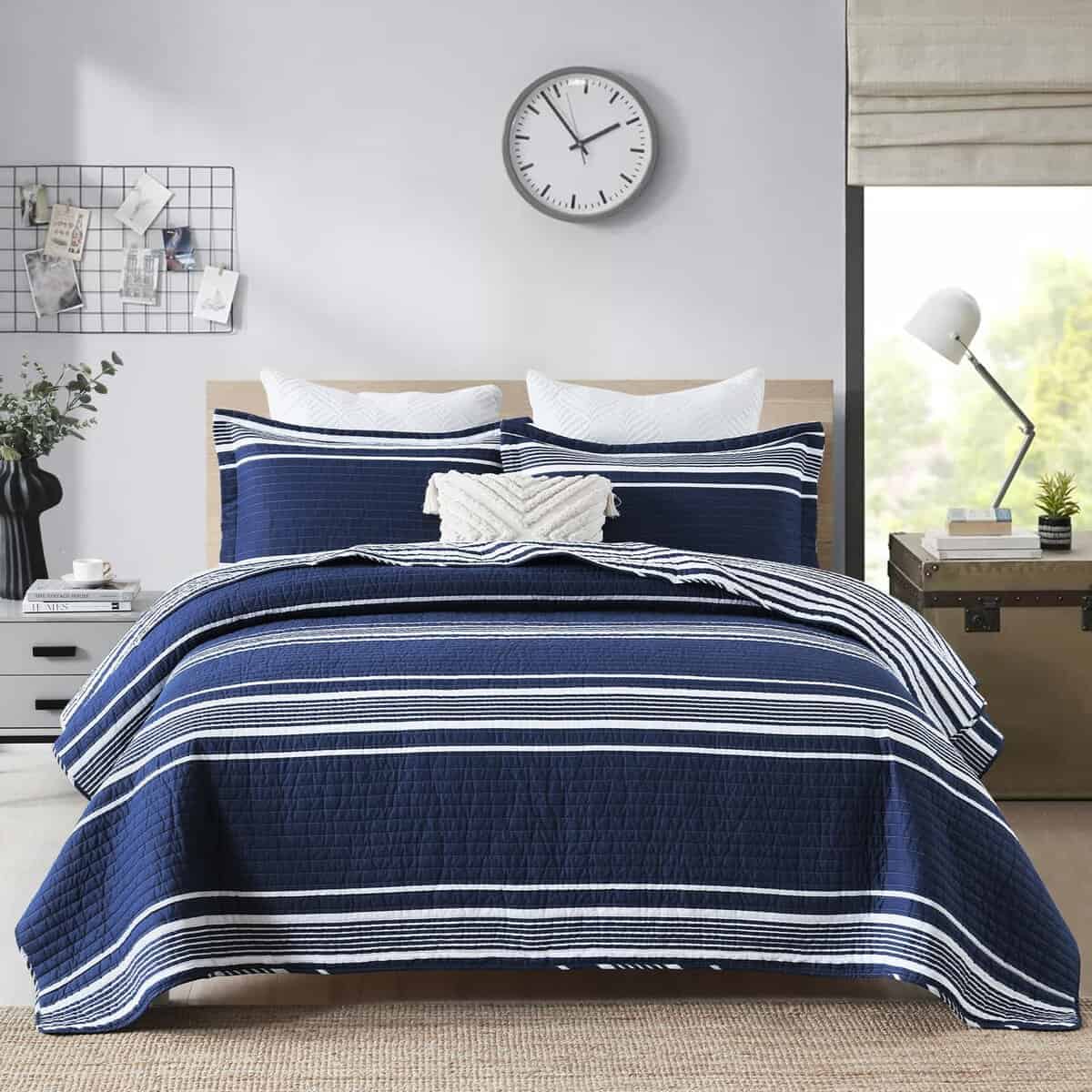 Edredón a rayas tamaño King CozyQQ - 100% algodón azul