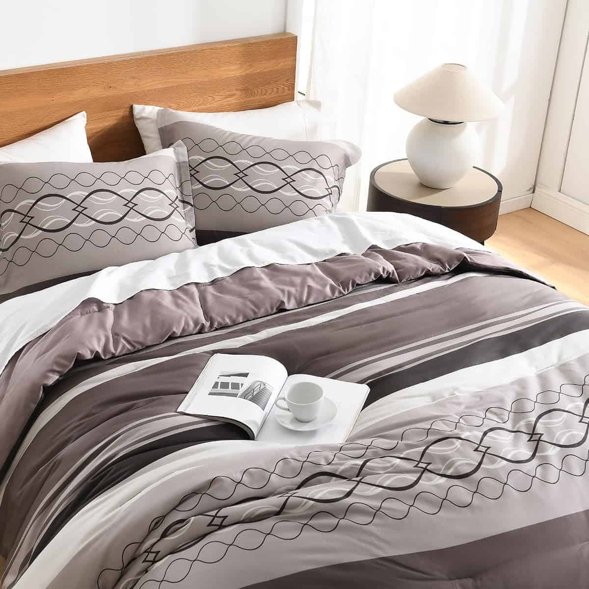 Juego de Edredón para Cama Queen CozyStitch a Rayas,