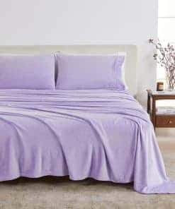 Juego de sábanas de terciopelo extra suave Great Bay Home |