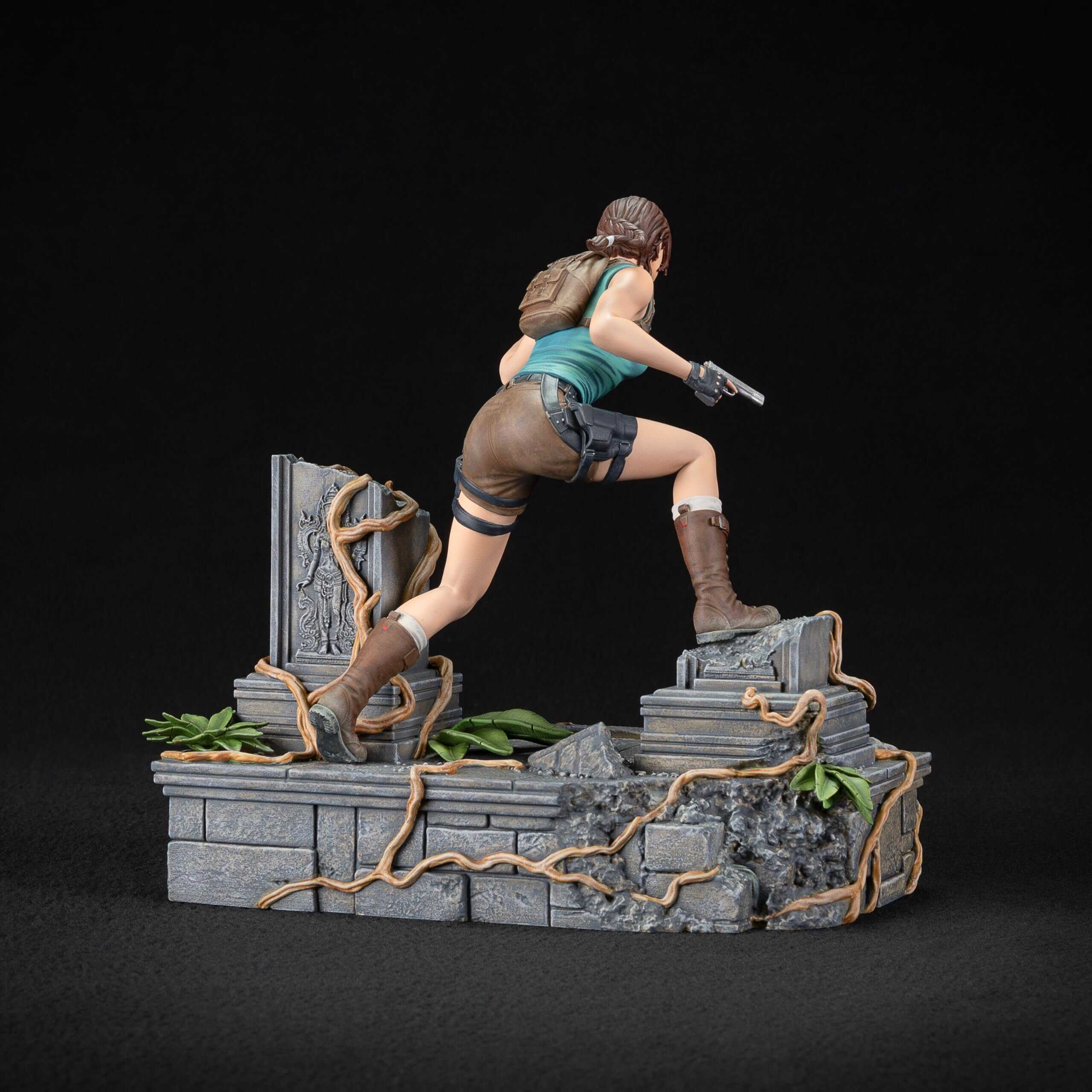 Estátua de PVC Lara Croft de Dark Horse Tomb Raider - Imagen 10