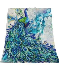 Manta de Franela con Estampado de Pavos Reales y Flores