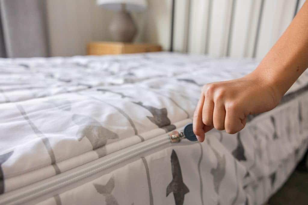 Set de Cama Beddy's Tema Tiburones Blancos para Niños, Ropa - Imagen 4