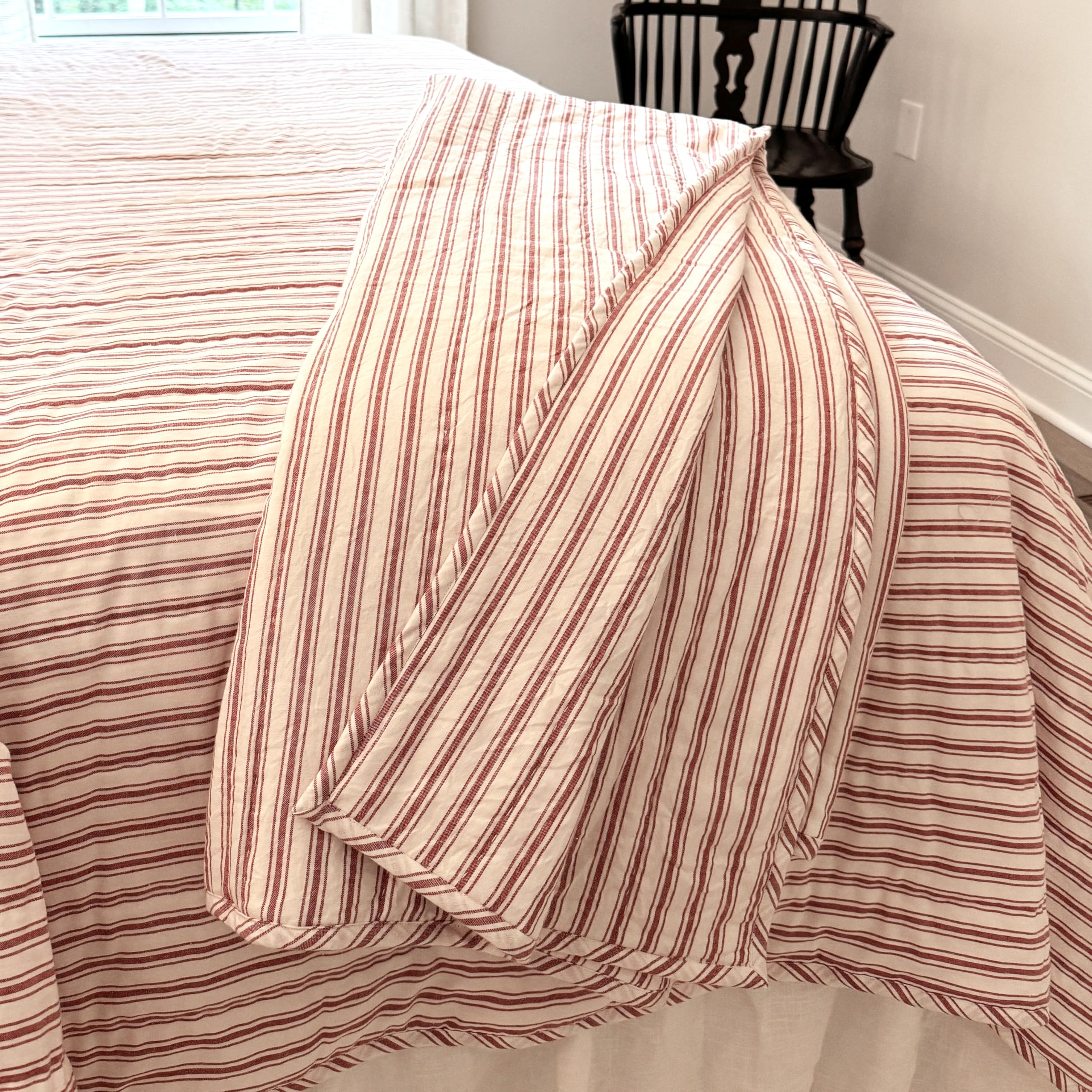 Colcha Queen Roja a Rallas Clásicas Piper Classics Timeless - Imagen 5