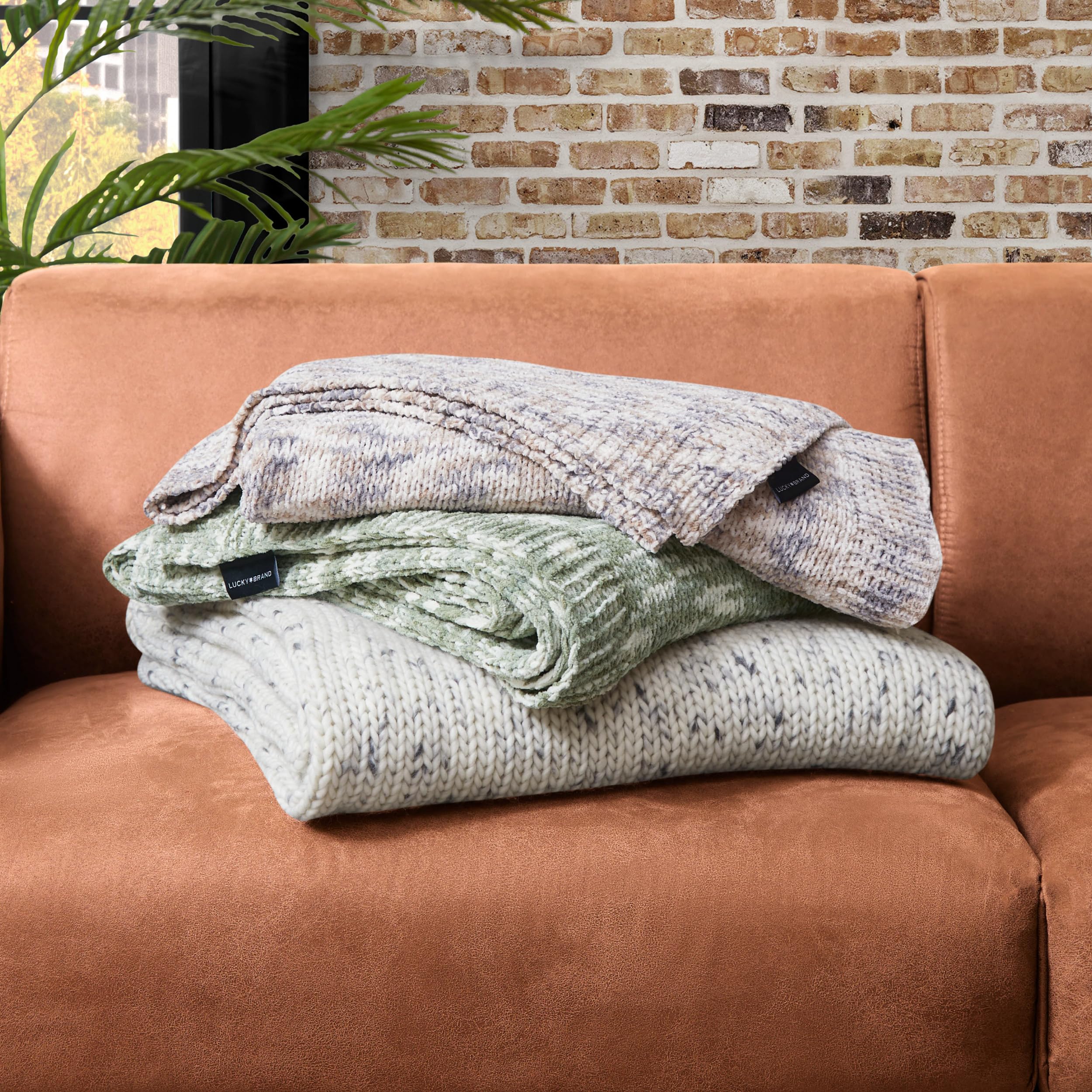 Manta de Lana Chenilla Lucky Brand Logan en Taupe/Sage de - Imagen 7