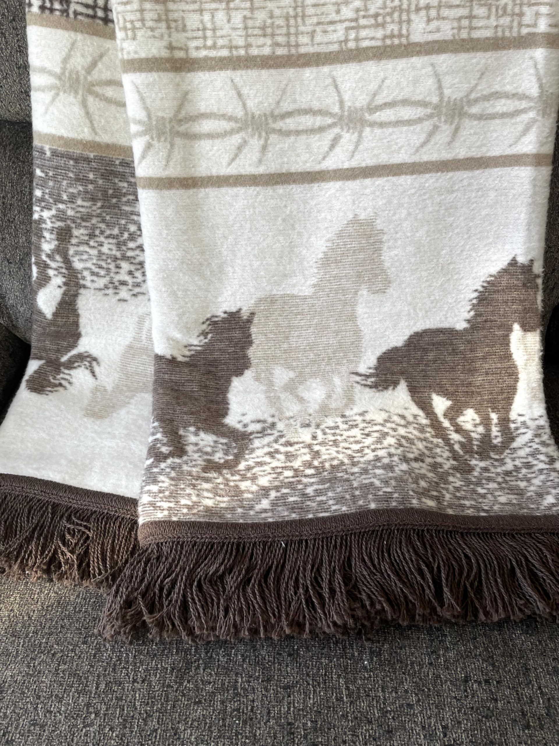 Manta Decorativa Roca Home Made in Portugal a Cuadros y - Imagen 3