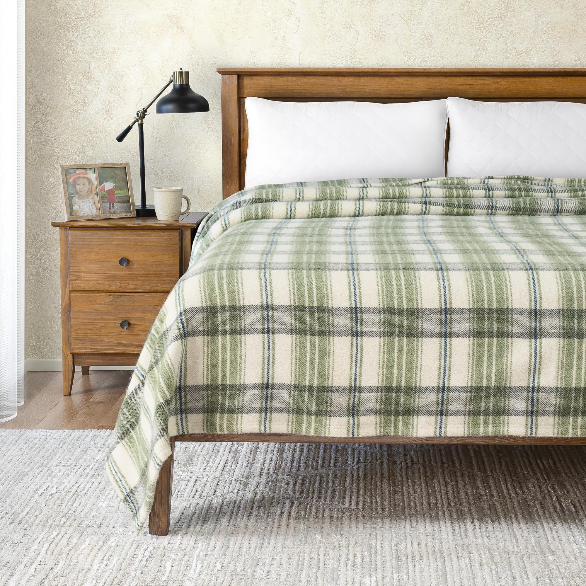 Manta Poyet Motte Tahoe 450GSM de Lana -Olive