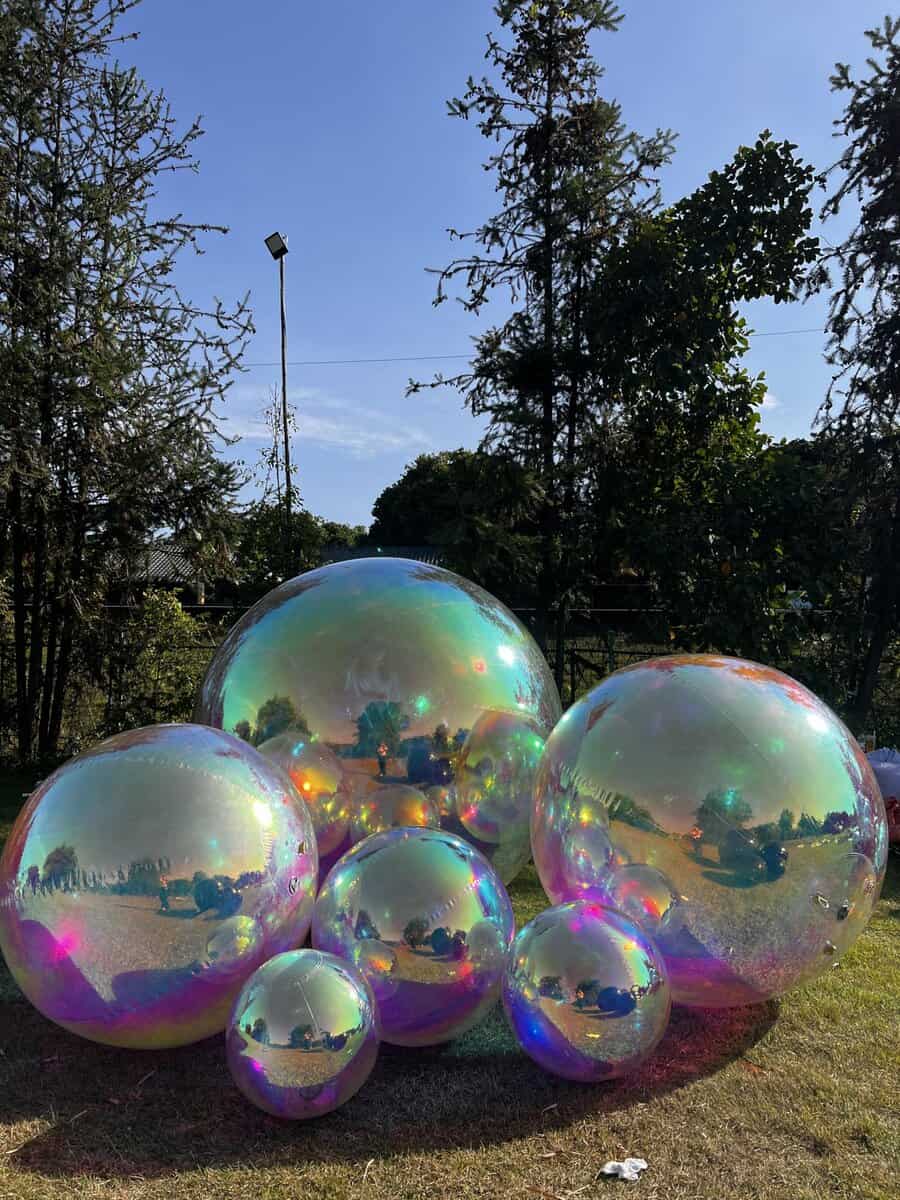 Bola de Espejo Inflable Gigante OZIS, Globos Brillantes y - Imagen 7
