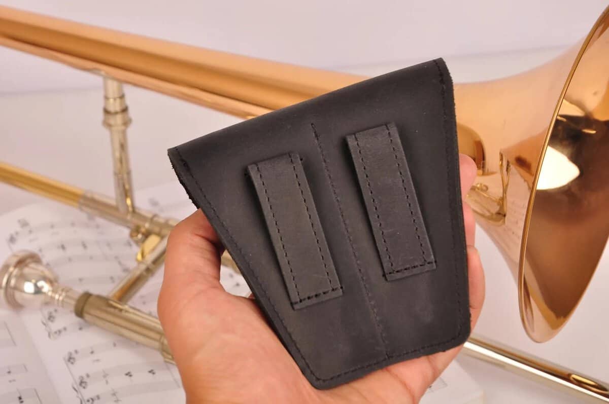 Porta boquillas para trombón/eufonio. Estuche de cuero - Imagen 4
