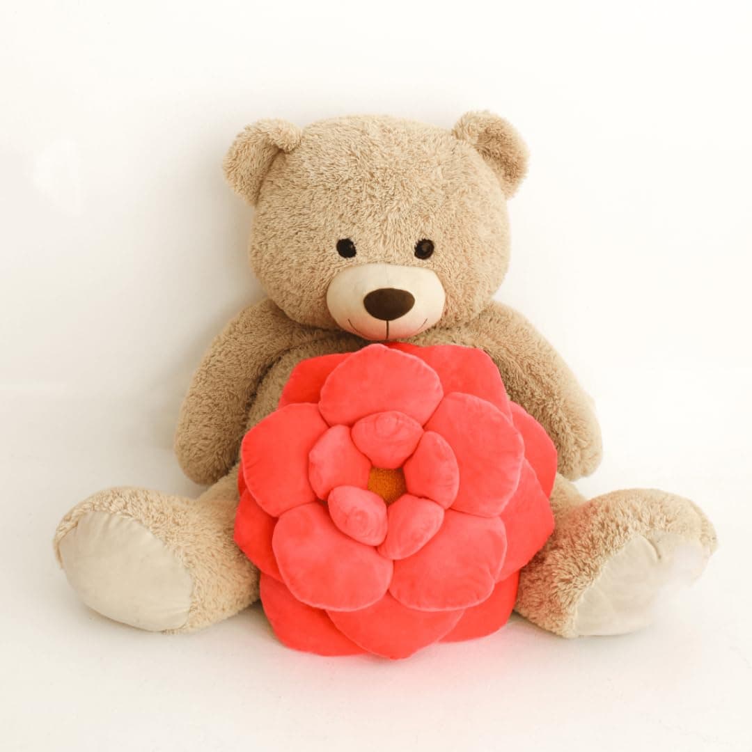 Almohada de Flor de Peluche Camellia de Green Philosophy - Imagen 5