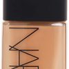 Base de maquillaje NARS Sheer Glow, Cadiz/Medio-Oscuro, 1