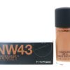 Base de Maquillaje M.A.C. Studio Fix Fluid SPF 15 en Caja,