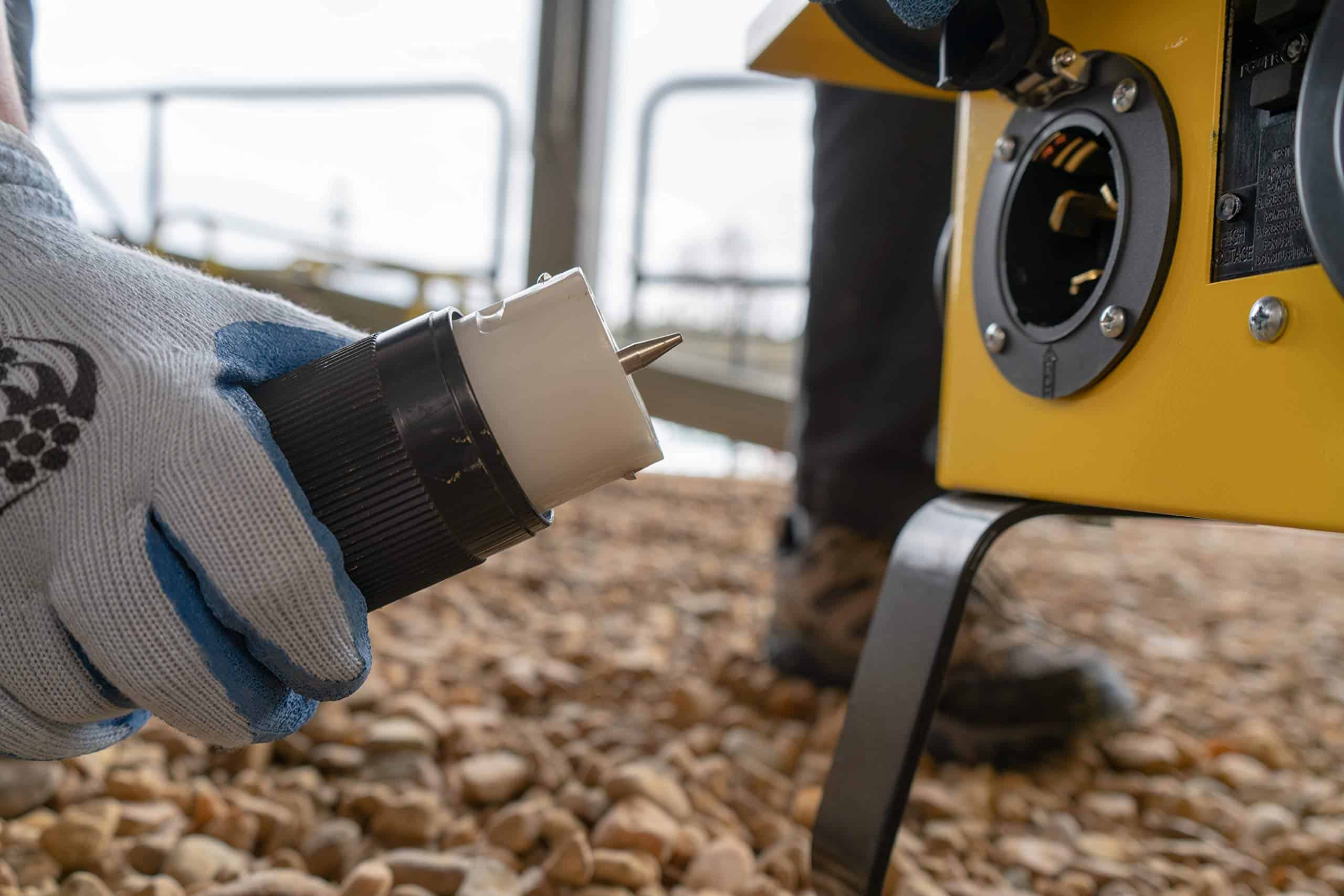 Adaptador en Y Southwire 19200008 6/4 SEOOW de 50 amperios - Imagen 5