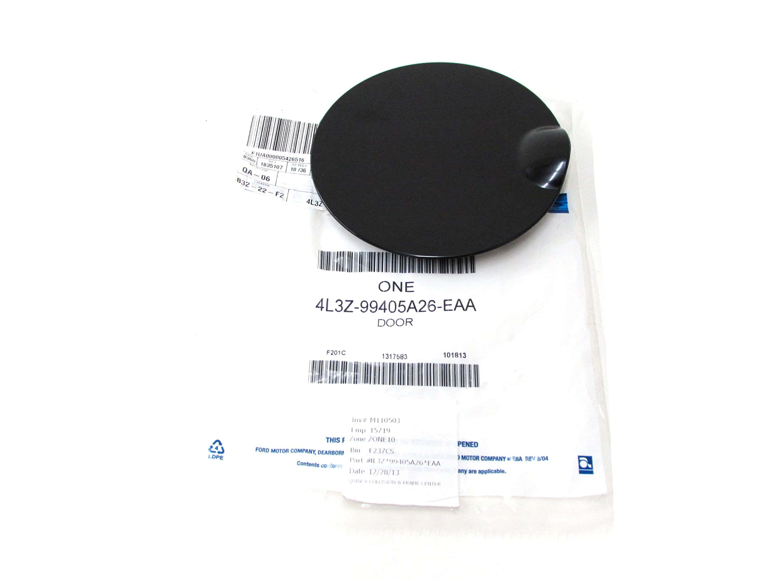 Puerta de Acceso al Relleno de Combustible del Tanque de - Imagen 6