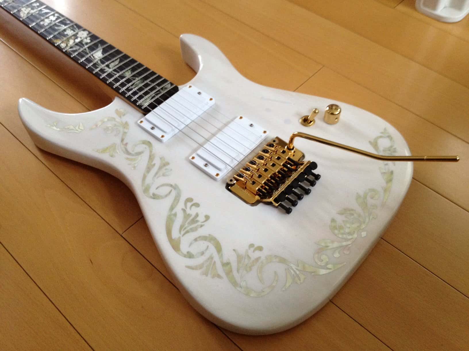 Jockomo Cowboy Fancy Vine AW Guitar and Bass Inlay Sticker - Imagen 6