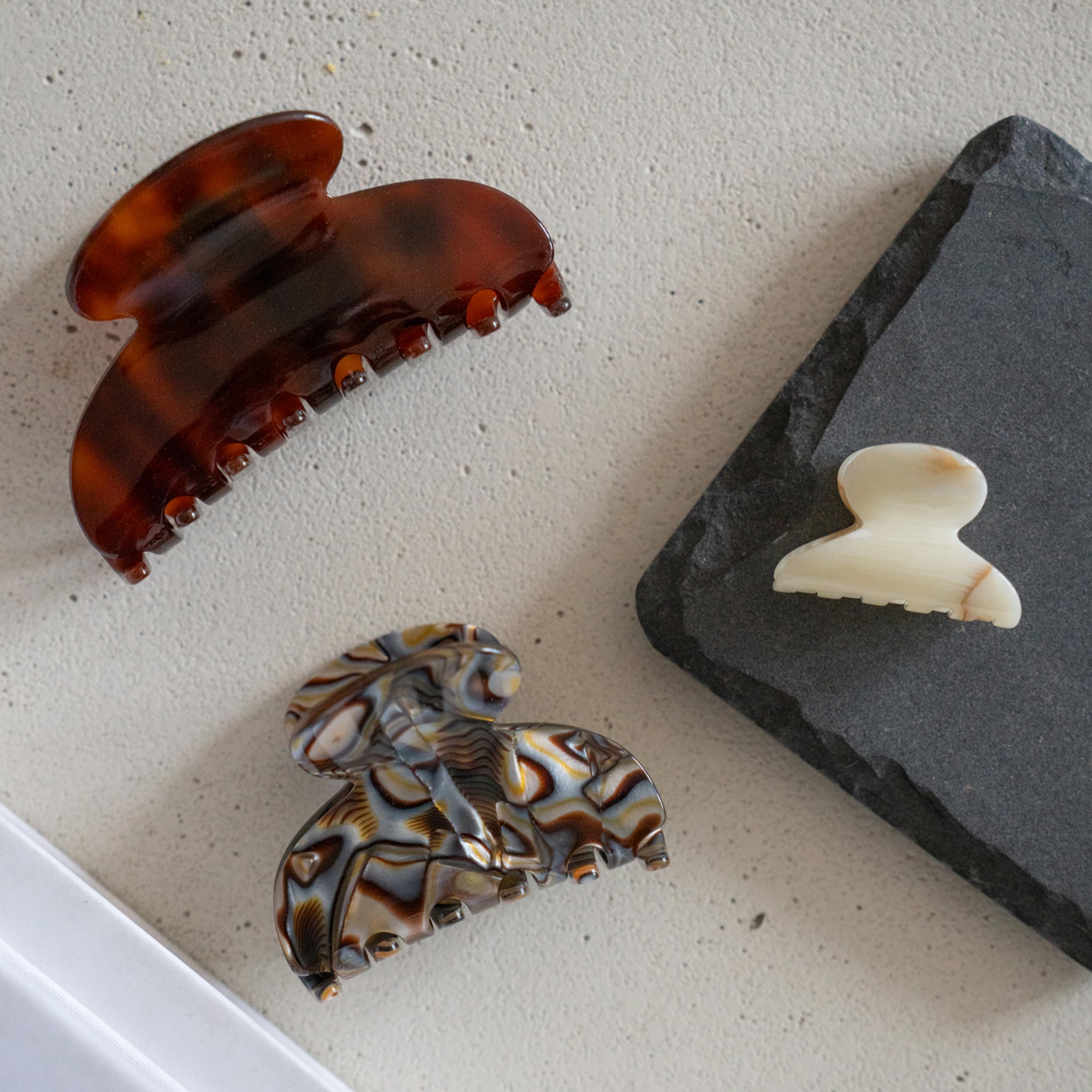 Francia Luxe Pequeño Clip de Garra de Alta Costura, Damier - Imagen 6