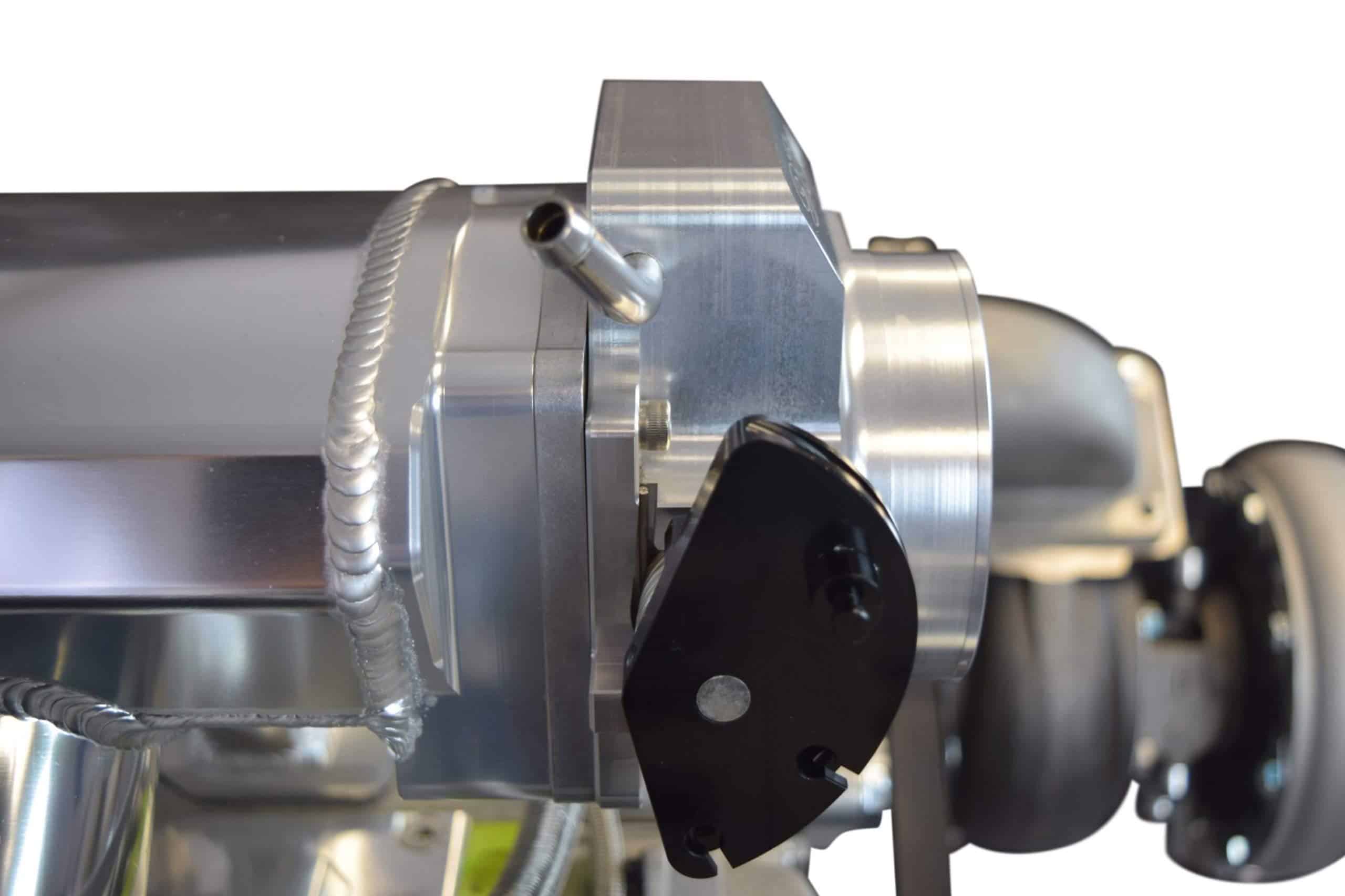 Adaptador de cuerpo de aceleración LS 92mm a colector de - Imagen 4