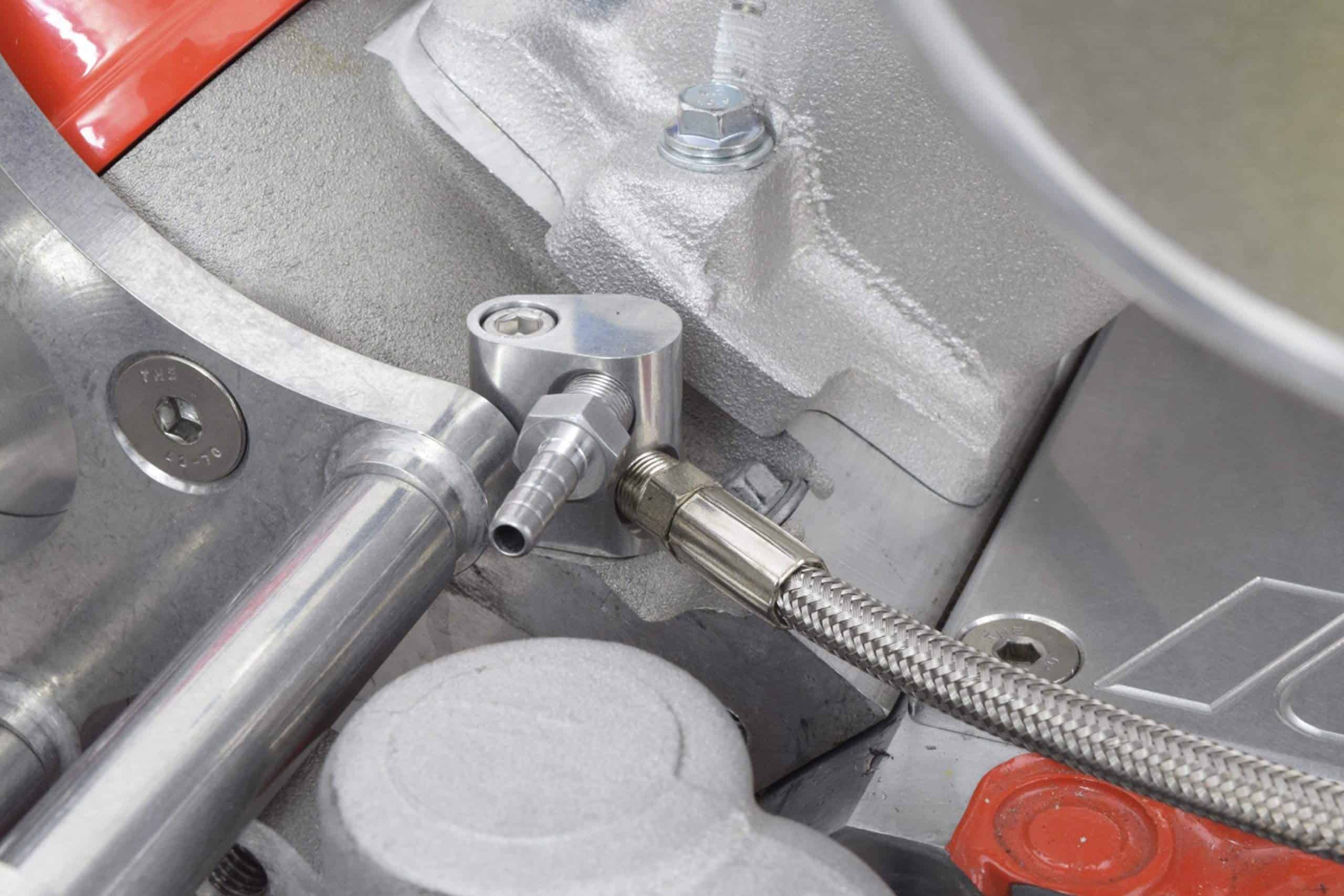 ICT Billet LS Tubo de Cruzado de Refrigerante Apilado para - Imagen 6