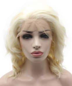 Peluca rubia ondulada a la altura del hombro de encaje