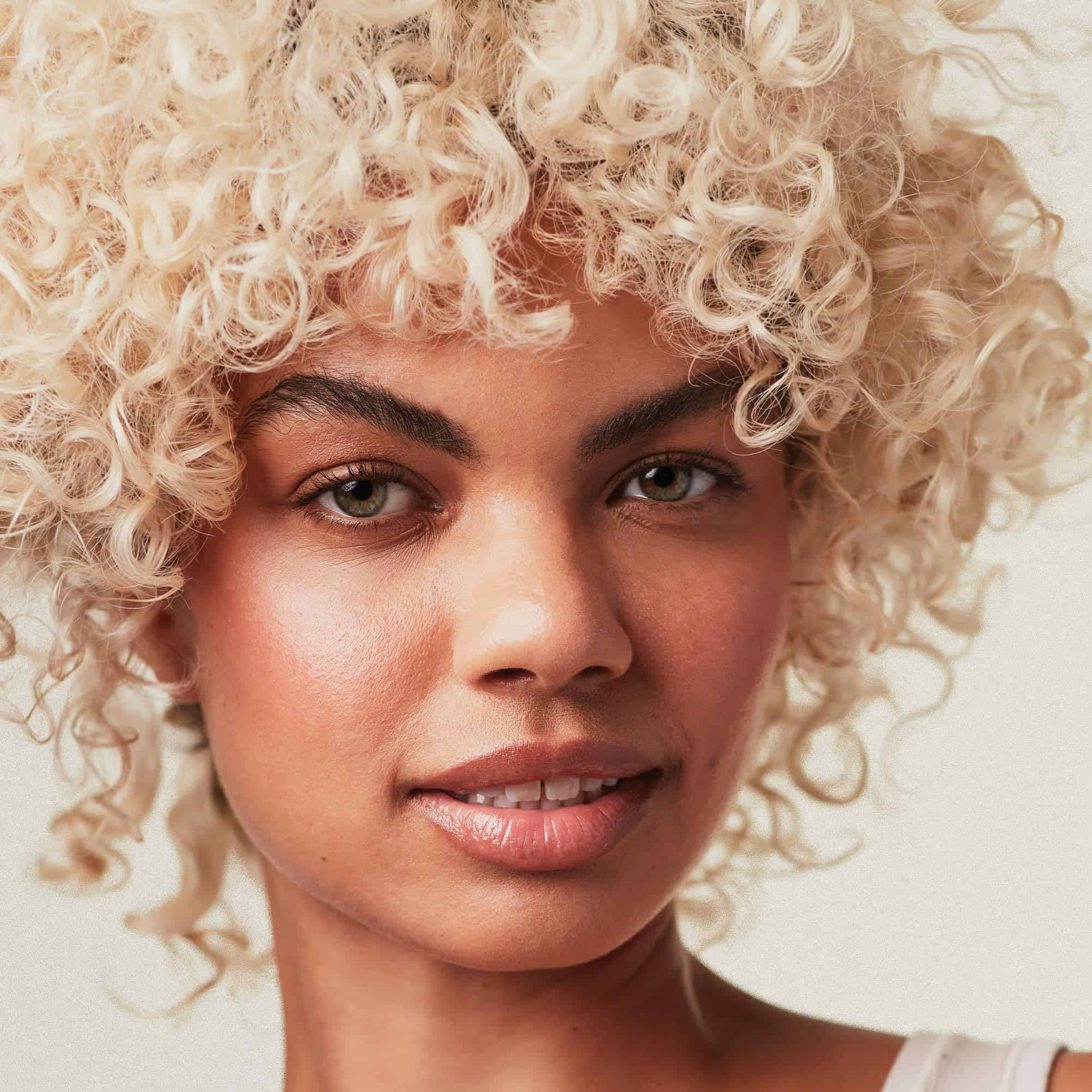 Acondicionador Morado Paul Mitchell Platinum Blonde, - Imagen 5