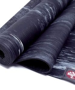 Tapete de yoga de goma natural Manduka con agarre húmedo de