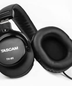 Audífonos de Monitoreo Tascam TH-05, Negro (TH05)