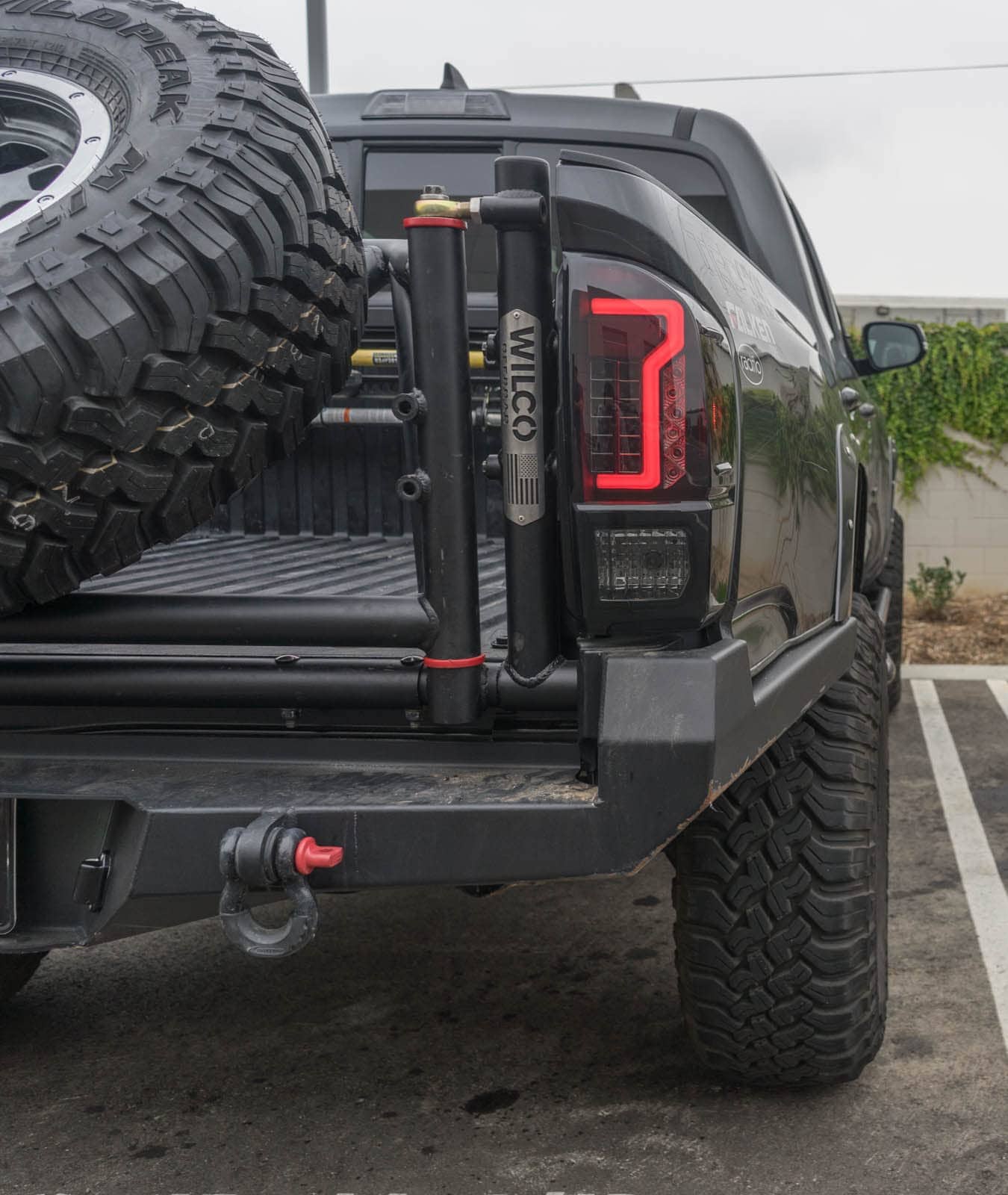 Faro trasero LED AUTOWIKI para Toyota Tacoma 2016-2023 - Imagen 3