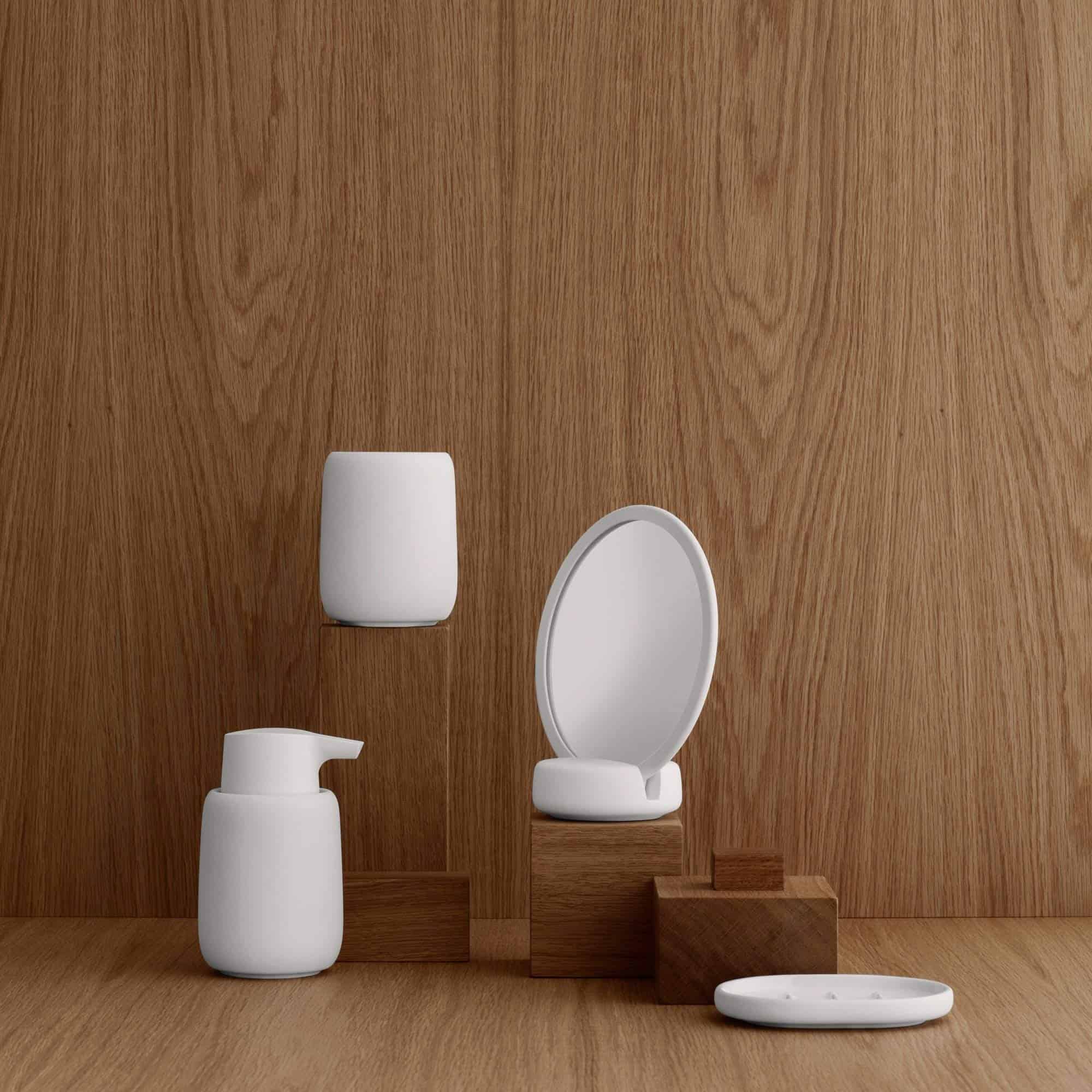 Espejo de maquillaje con aumento de blomus SONO - Imagen 6