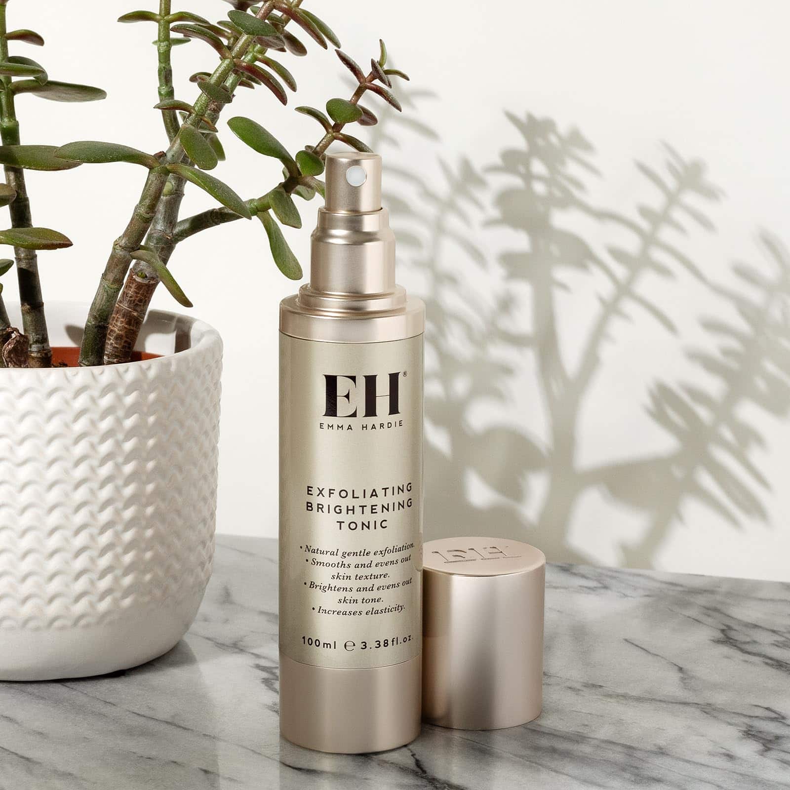 Tónico Emma Hardie de 100ml Exfoliante Iluminador con AHA y - Imagen 10