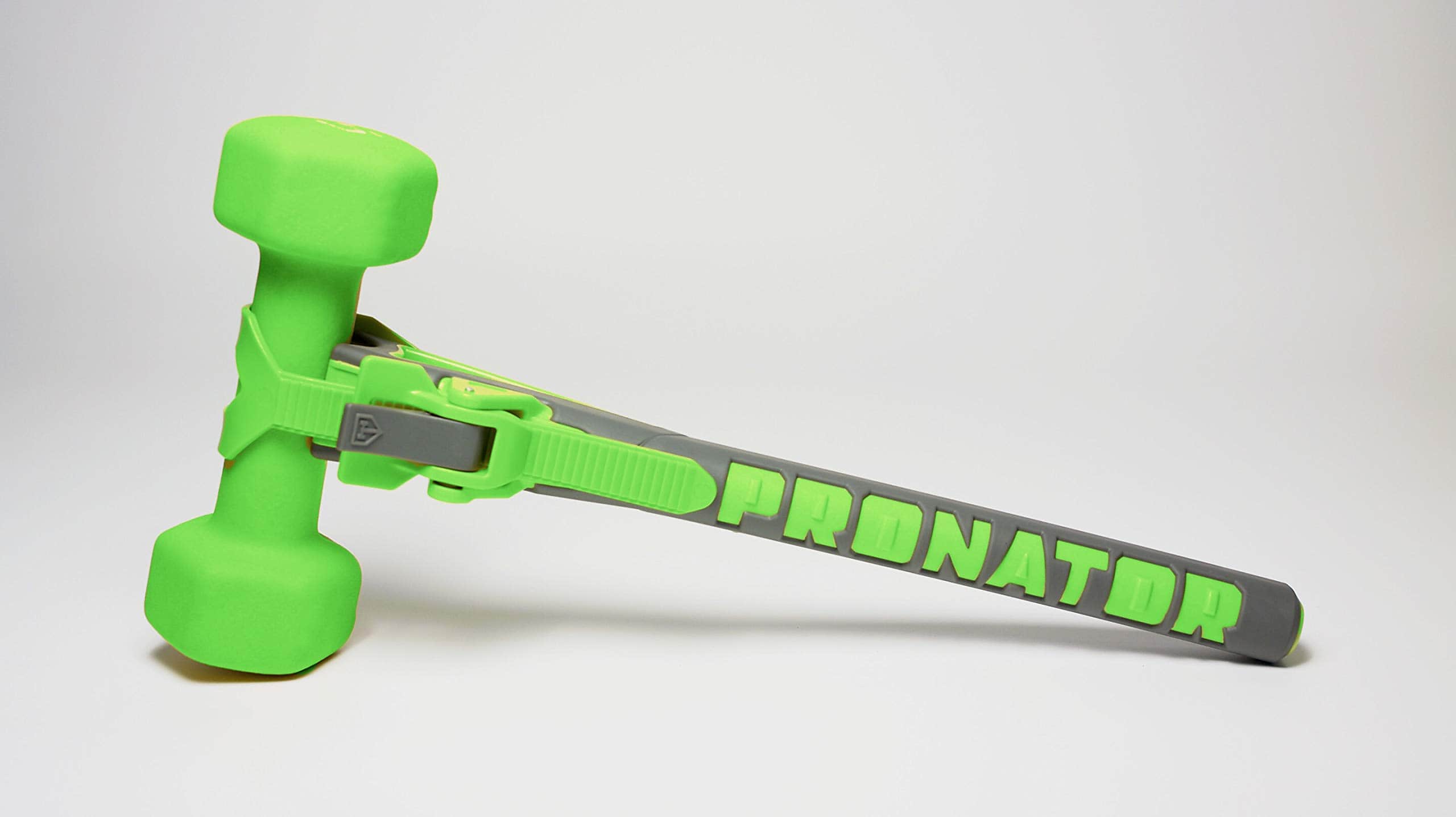 PRONATOR Fortalezca los brazos usando cualquier mancuerna