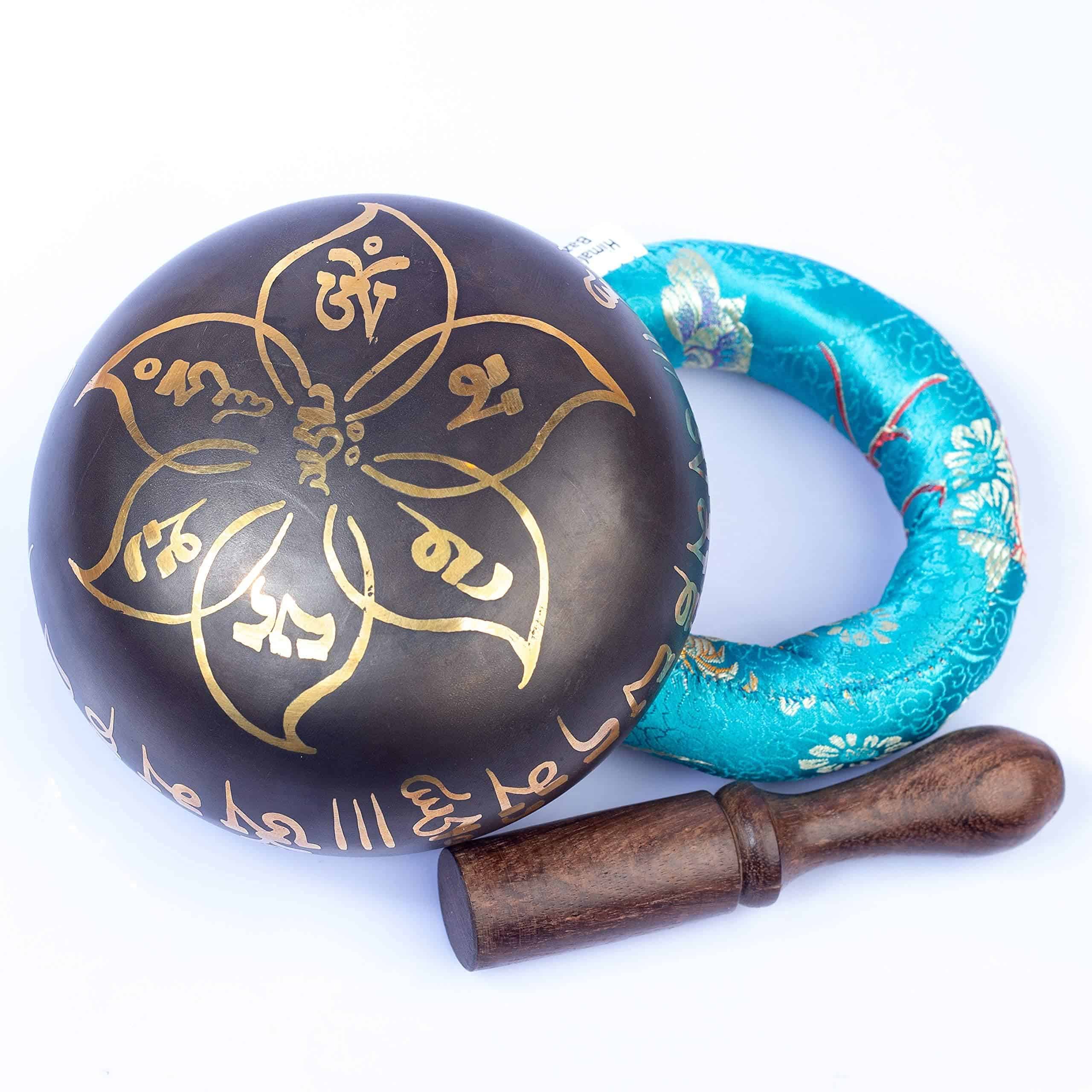 Set de Cuenco Tibetano de Latón - Grado Maestro -Negro - Imagen 5