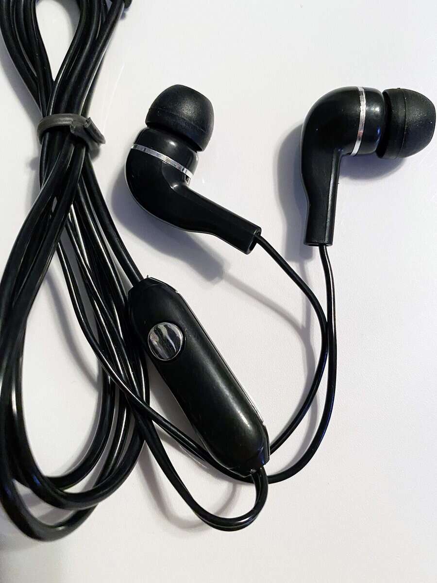 Paquete a granel de 25 auriculares negros/plata con - Imagen 3