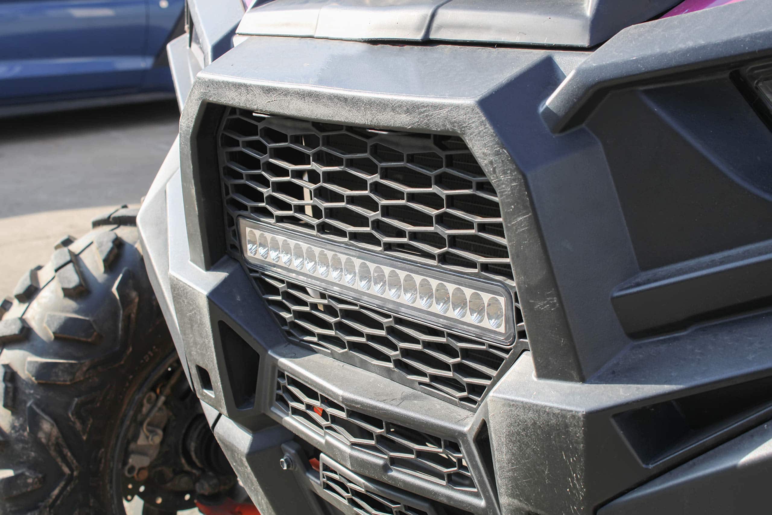 Parrilla Delantera con Luz para RZR XP 1000 14-18/RZR 900 - Imagen 9