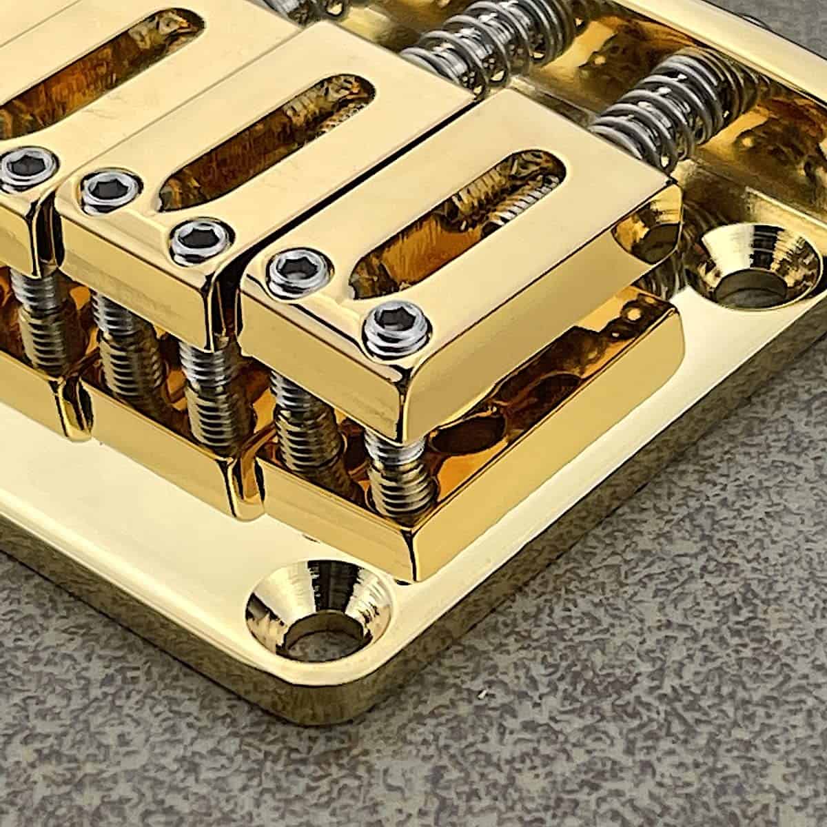 Puente rígido Gotoh con selleta de latón bañada en oro - Imagen 6