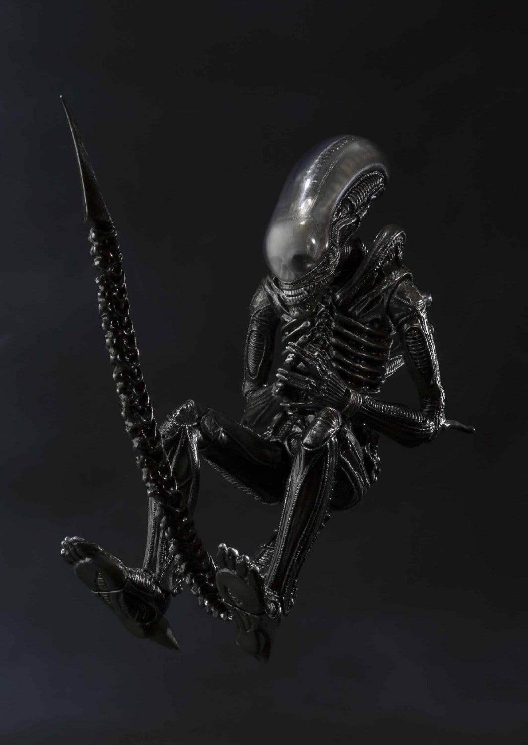 Bandai Tamashii Nations S.H. Monsterarts Alien Big Chap - Imagen 9