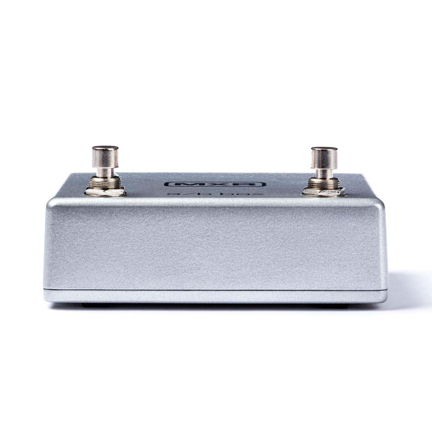 MXR M196 A/B Box Pedal para Guitarra con Cables de Conexión - Imagen 4