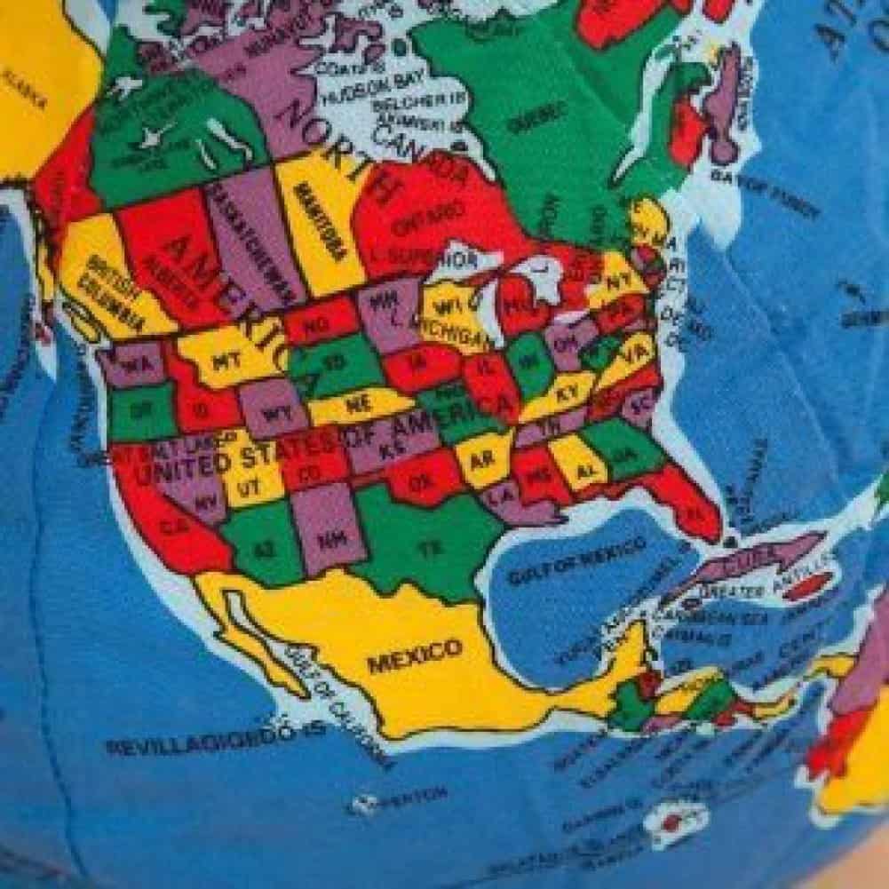 Hugg-A-Planet Tierra de Bolsillo - Globo de Peluche Suave - Imagen 5