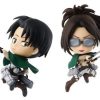 Conjunto de figuras Banpresto 2.5" Attack on Titan: Levi &