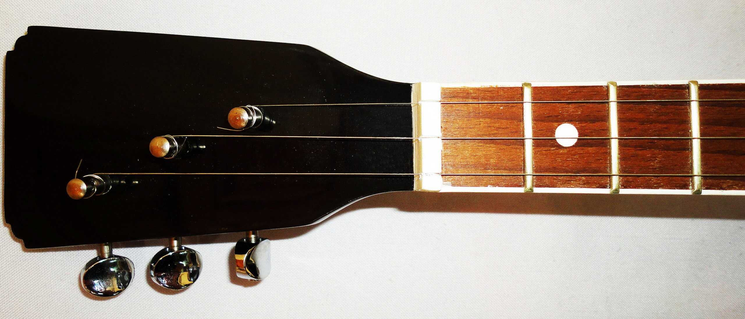 Nueva Balalaika Rusa Trembita Ucraniana de 3 Cuerdas Prima - Imagen 5