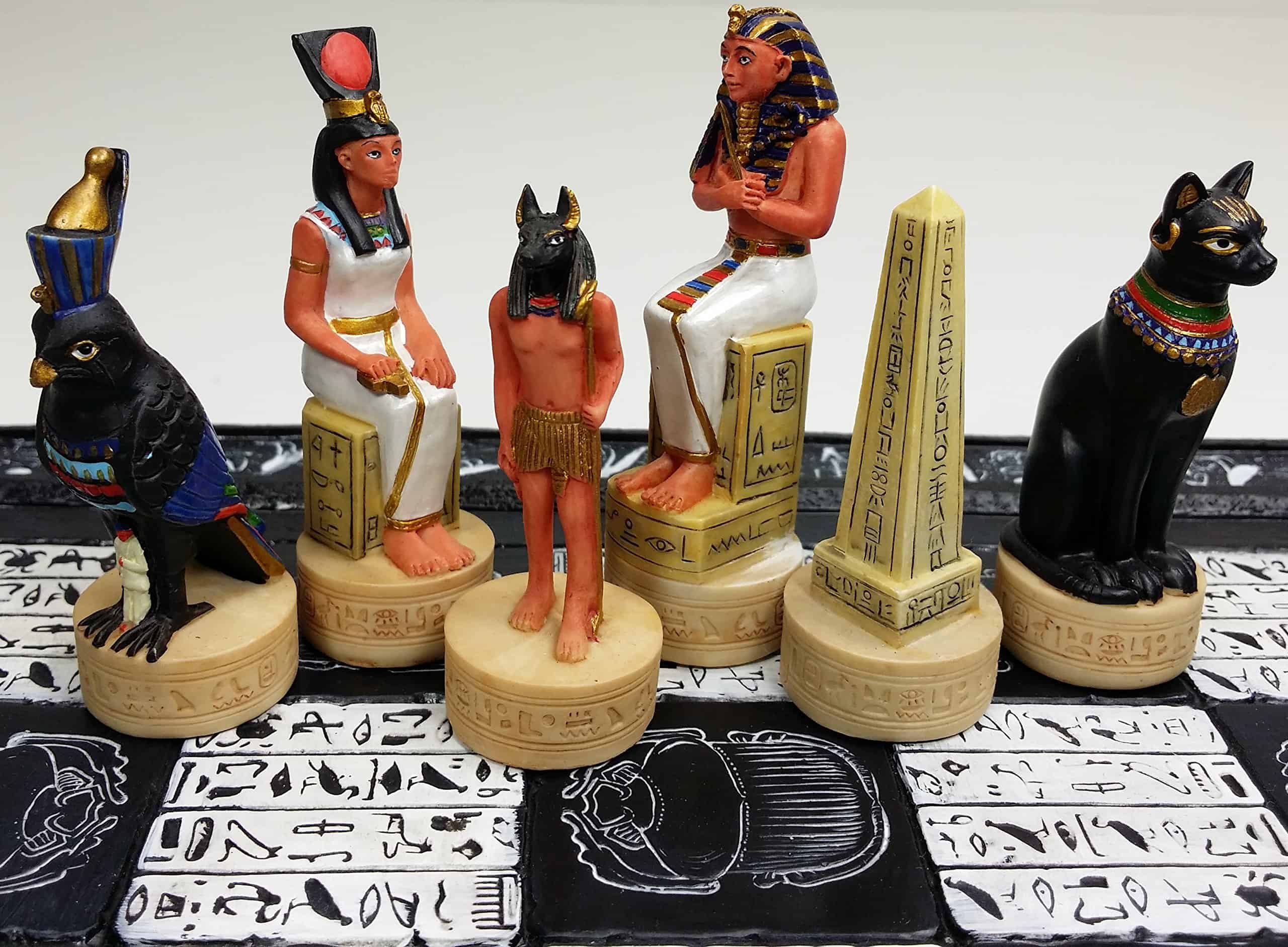 Conjunto de Piezas de Ajedrez HPL Egyptian Anubis Buff and