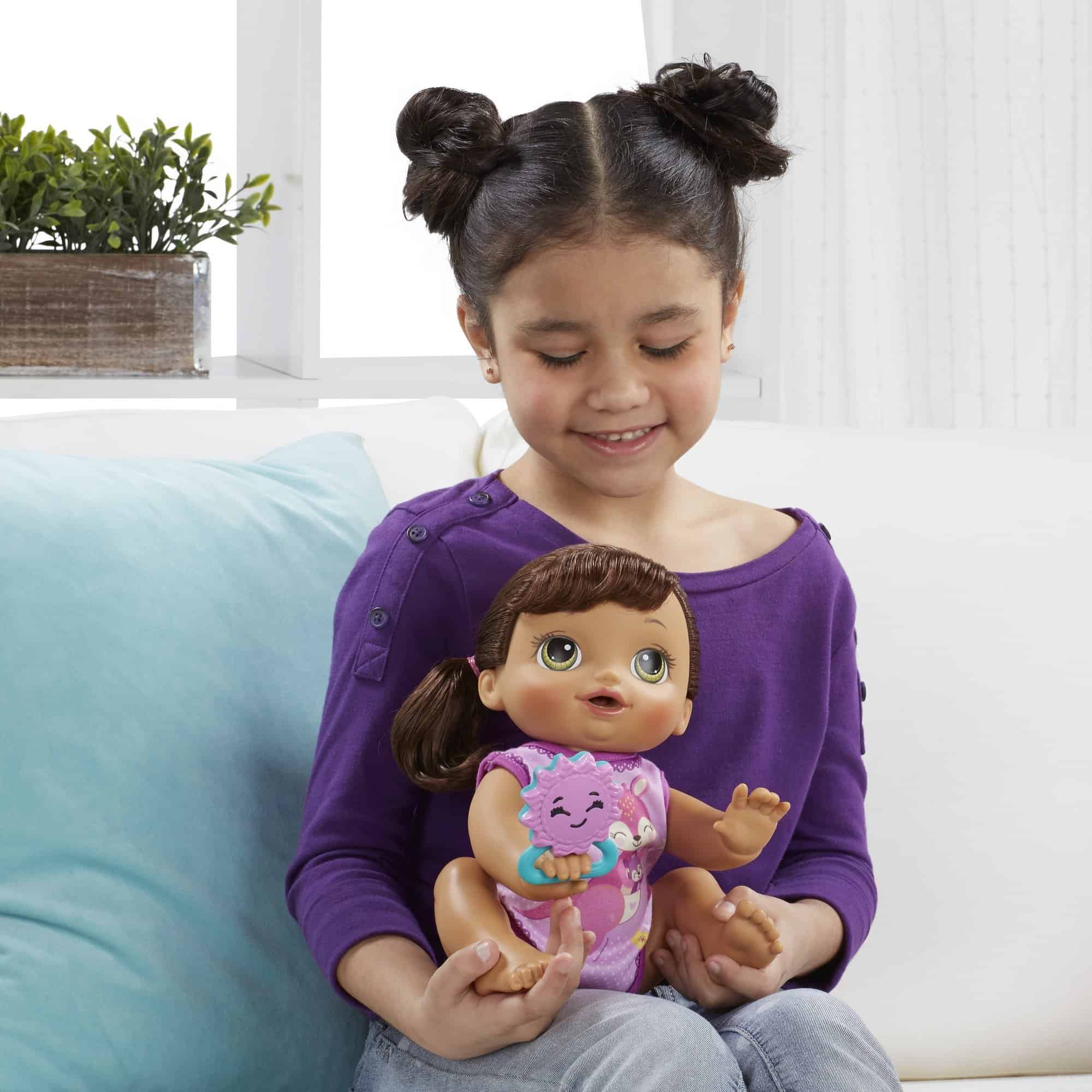Muñeca Baby Alive Baby Go Bye Bye (Brunette) - Imagen 8