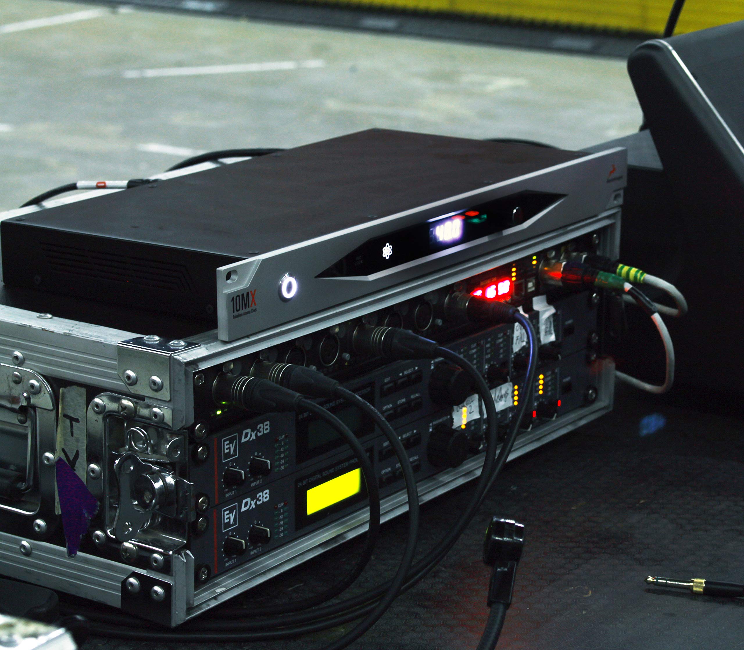 Antelope Audio 10MX 768 kHz High Definition Master Clock - - Imagen 7