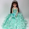 Muñeca de Porcelana Jmisa de 18" con Paraguas Quince Años