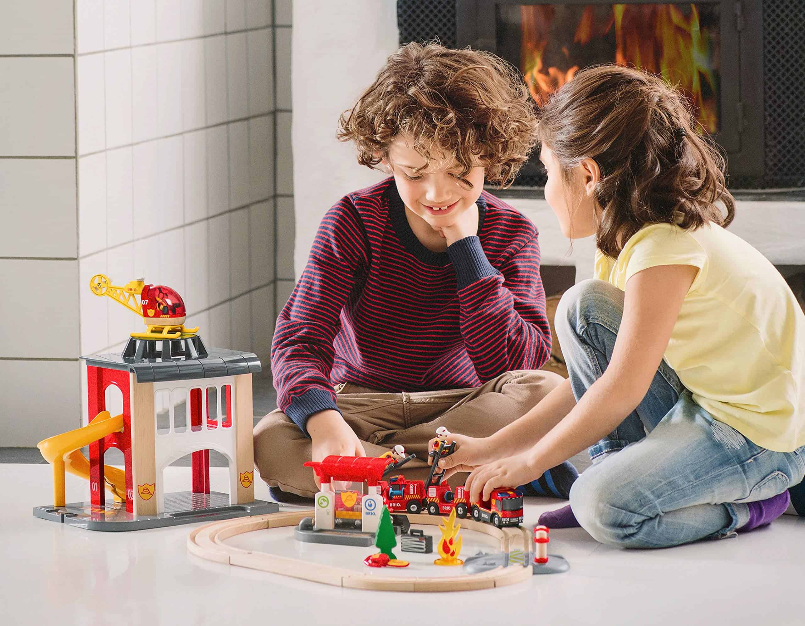 Set de Bomberos de Rescate BRIO 33815 | Juego de Tren de 18 - Imagen 3