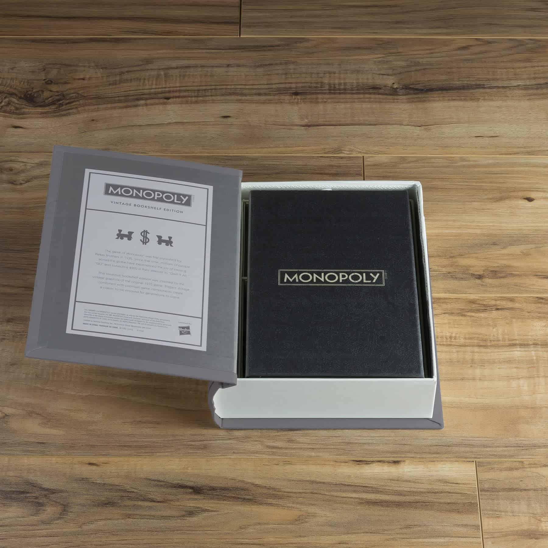 Edición Vintage Monopoly Librero de WS Game Company - Imagen 6