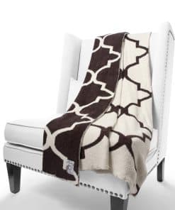 Manta de lujo Giraffe at Home Dolce Moroccan 45" x 59",