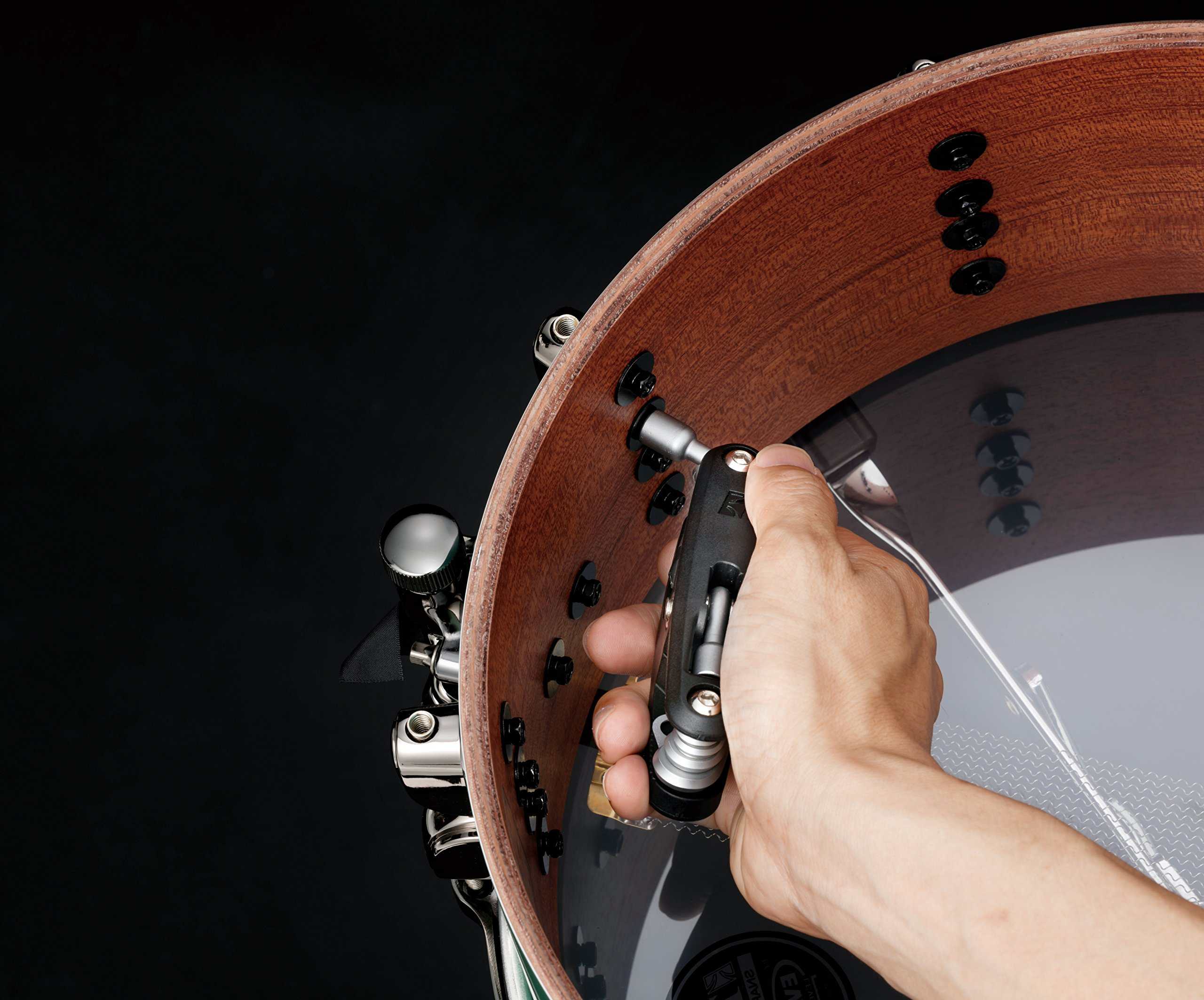 Herramienta Multiusos TAMA TMT9 para Batería - Imagen 6